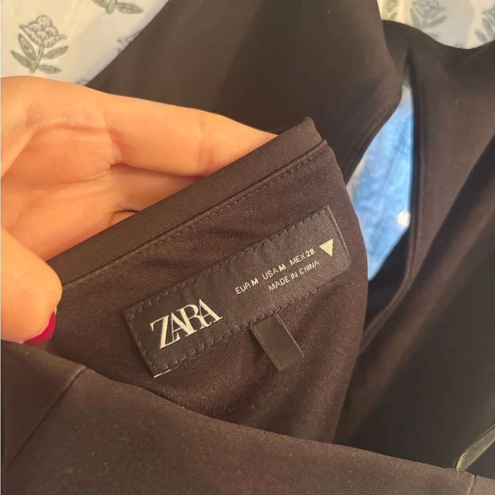 Zara Black Halter Top with Rhinestone Bows - Picture 5 of 5